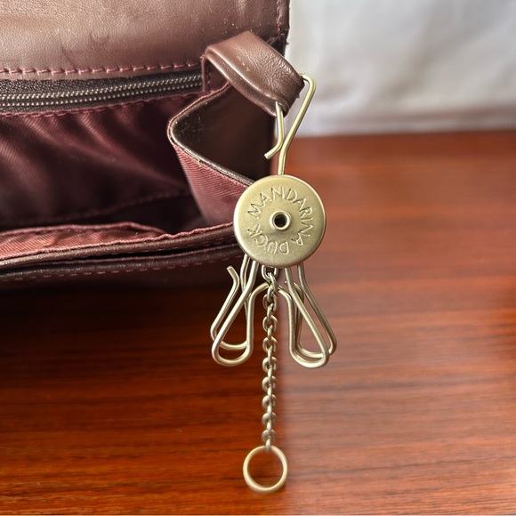 Authentic MANDARINA DUCK Wallet With Key Holder Clutch Purse Burgundy Leather - Picture 6 of 13